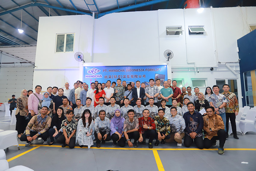 Grand Opening Of Hangcha Indonesia